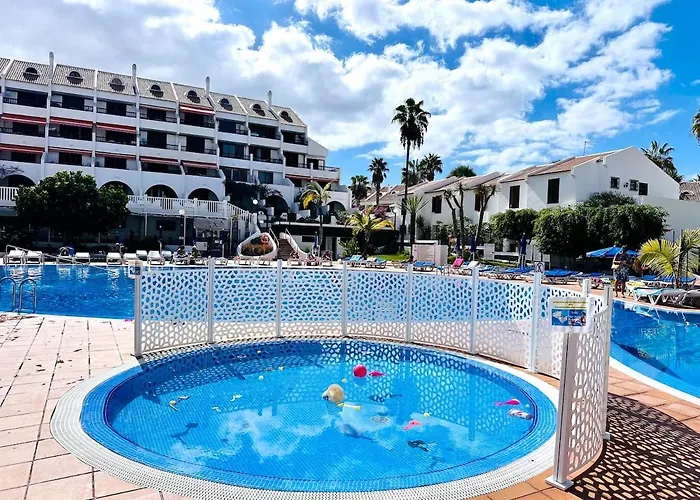 Sunny Americas-ocean View-heated Pool Apartment