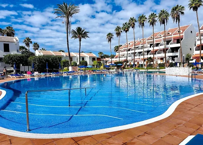 Sunny Americas-ocean View-heated Pool Apartment