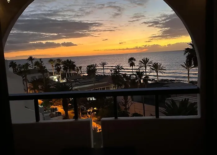 Sunny Americas-ocean View-heated Pool *