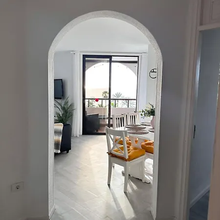 Sunny Americas-ocean View-heated Pool Appartement